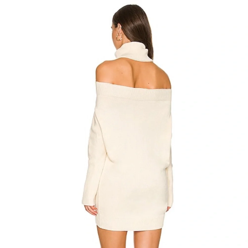 Lovers + Friends - Anisa Turtleneck Sweater Dress - Picture 4 of 7